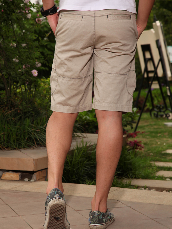 black cargo short